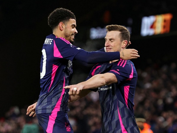 Chris Wood: Bertahannya Gibbs-White Setara Rekrutan Kelas Dunia